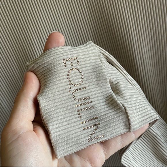 Equiline Beige Ribbed longsleeve Top - Picture 4 of 16